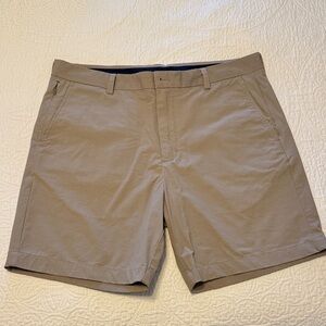 Vineyard Vines Men's Khaki Flat Front Shorts